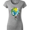 Damska koszulka z krótkim rękawem i nadrukiem astronauty na huśtawce z planety Ziemi. Krój slim-fit z dekoltem, kolor szary.