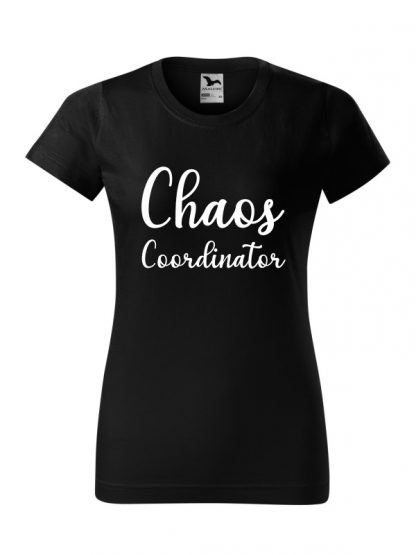 Damska koszulka z krótkim rękawem i napisem Chaos Coordinator. Koszulka w kroju standardowym, w kolorze czarnym.