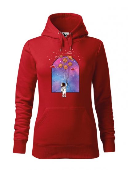 Czerwona bluza damska z kolorowym nadrukiem astronauty unoszącego się w powietrzu na balonach. Bluza typu „kangur” z kapturem.