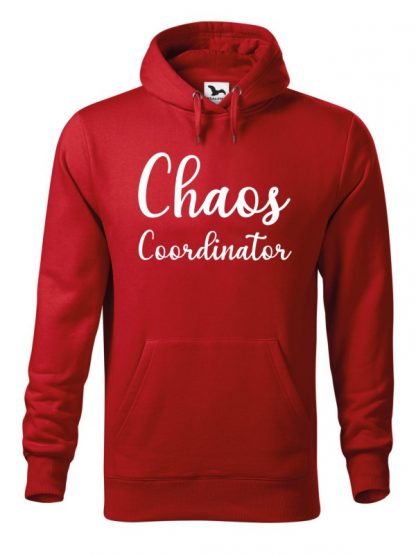 Czerwona bluza męska z białym napisem Chaos Coordinator. Bluza typu kangur z kapturem.