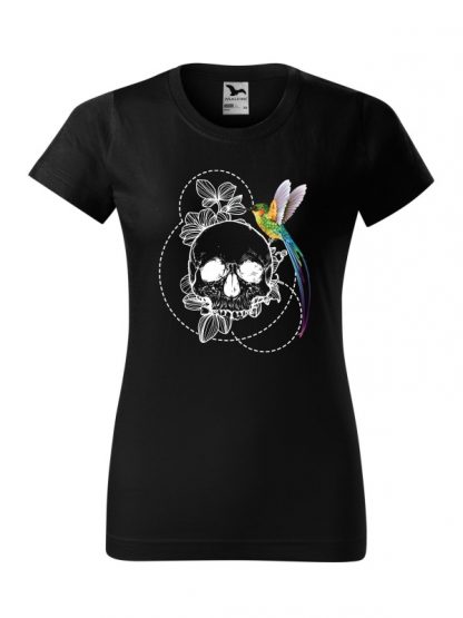 Damska koszulka z krótkim rękawem i nadrukiem w stylu boho, przedstawiającym kolorowego kolibra siedzącego na czaszce. Koszulka standardowa, w kolorze czarnym.