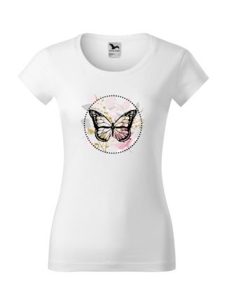 Damska koszulka z krótkim rękawem i kolorowym motywem motyla w stylu boho. Koszulka o kroju slim-fit z dekoltem, w kolorze białym.