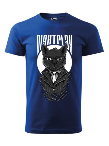 Męska koszulka z krótkim rękawem i wizerunkiem kota w garniturze i okularach oraz napisem Nightplay. Koszulka niebieska.