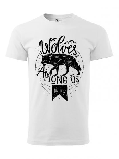 Męska koszulka z krótkim rękawem i czarnym nadrukiem wilka oraz napisem Wolves Among Us. Koszulka biała.