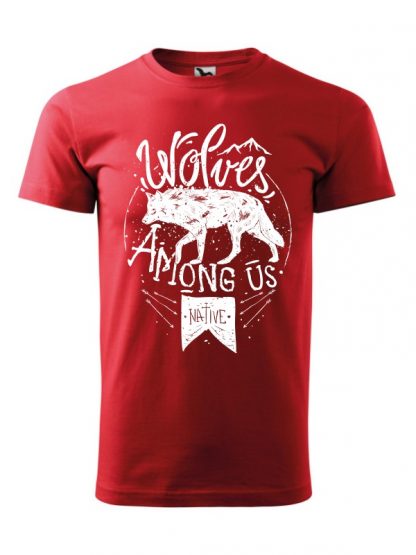 Męska koszulka z krótkim rękawem i białym nadrukiem wilka oraz napisem Wolves Among Us. Koszulka czerwona.