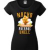 Damska koszulka z krótkim rękawem i kolorowym, zabawnym nadrukiem człowieka-nacho z gitarą oraz napisem Nacho Average Uncle. Koszulka o kroju slim-fit z dekoltem, w kolorze czarnym.