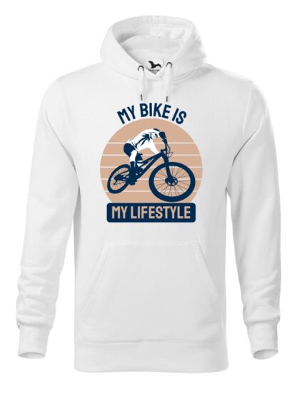 Biała, wkładana bluza męska typu „kangur”, z kolorowym nadrukiem kolarza MTB oraz napisem My Bike Is My Lifestyle.