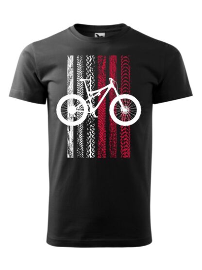 Czarna koszulka męska z krótkim rękawem i nadrukiem roweru MTB na tle flagi Polski. Flaga utworzona jest ze śladów opon rowerowych.