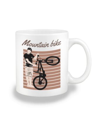 Biały kubek ceramiczny. Czarno-brązowo-beżowy nadruk kolarza trzymającego rower MTB oraz napis Mountain Bike.