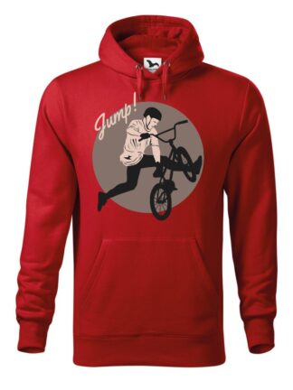 Czerwona, wkładana bluza męska typu „kangur”, ze stonowanym nadrukiem rowerzysty BMX wykonującego ewolucję. Nad grafiką napis Jump.